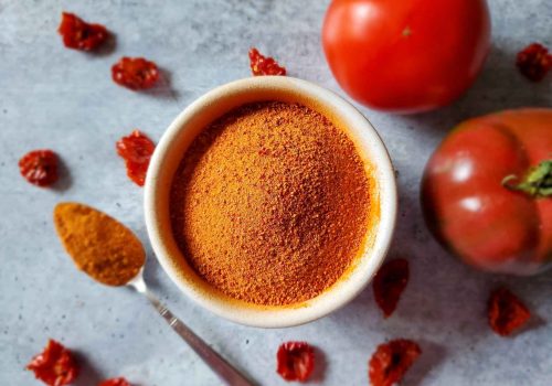 how-to-make-tomato-powder-dry-tomato-paste-feature